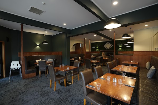 The Village Inn Sports Bar & Restaurant Geraldine
