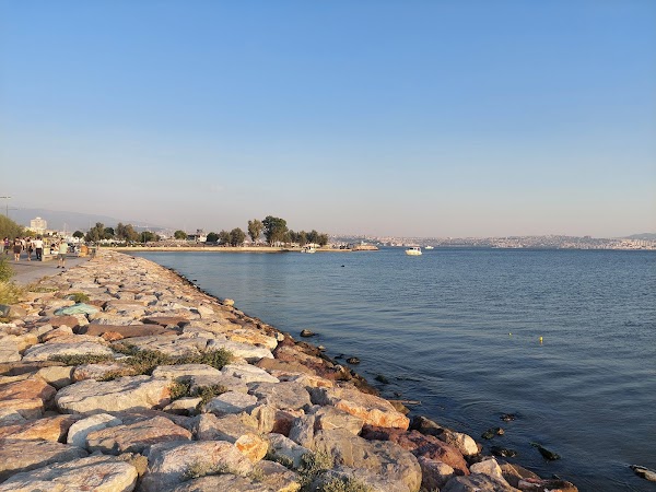 Bostanlı Coast