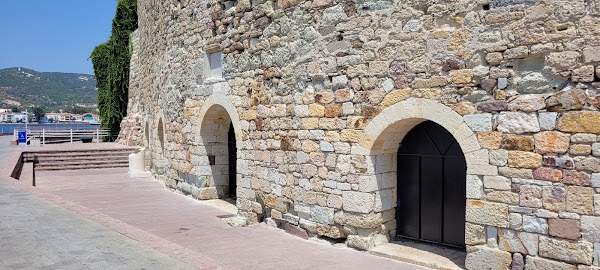 Beş Kapılar Kalesi